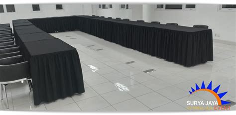 Sewa Meja Jakarta Lengkap Dengan Cover Skirting Hitam
