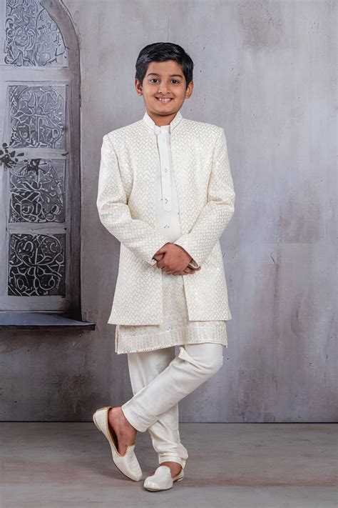 Cream color long jack kurta set with all over embroidery work. – raaya.in