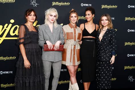 'Yellowjackets' Season 2: Cast, Premiere Date, Spoilers, More | Life ...