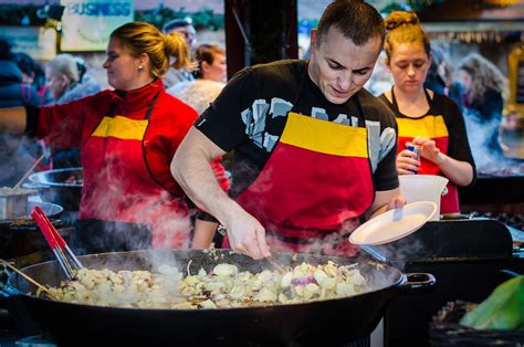 Food Market in England 的图像结果