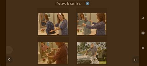 sooooo why is the reflexive verb used here??? she isn't washing herself ...