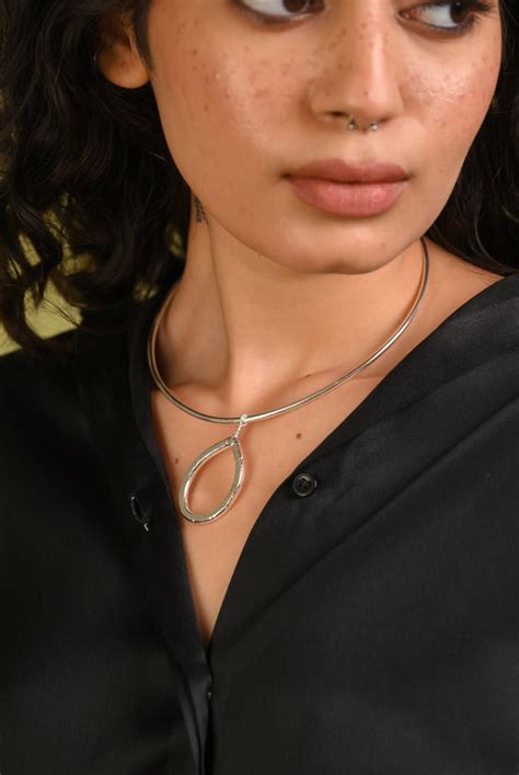 Buy Ready to Ship online - Ciceroni