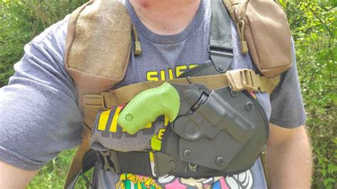 Alien Gear Cloak Shoulder Holster Review 的图像结果