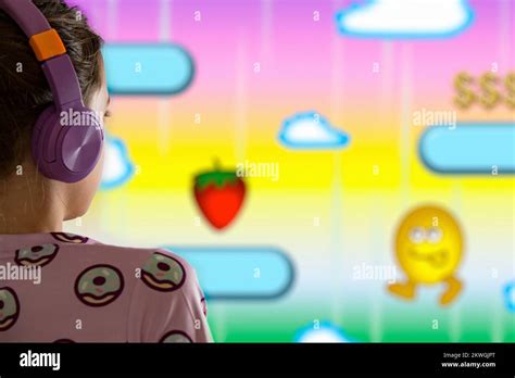 Child Playing Computer Games 的图像结果