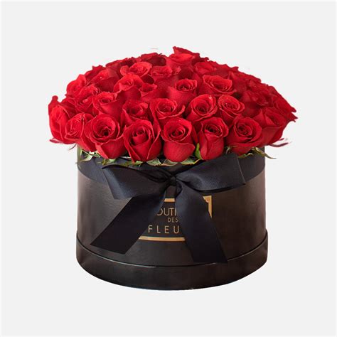 Venta online de BOUQUET GRANDE DE ROSAS ROJAS - 🌸 Boutique des Fleurs