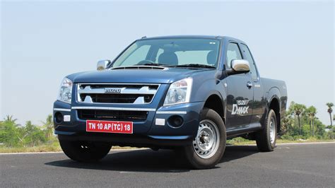 Isuzu-Dmax-2014 Exterior Car Photos - Overdrive