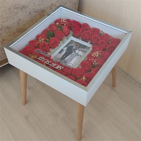 Beyaz-Füme Fotoğraf Bölümlü Isimli Anı Sehpası! Özel Gün Çiçekleriniz ...