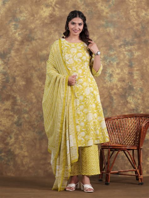 Buy Soft Cotton Floral Flared Green Kurta & Trousers TP1648T | Aramya