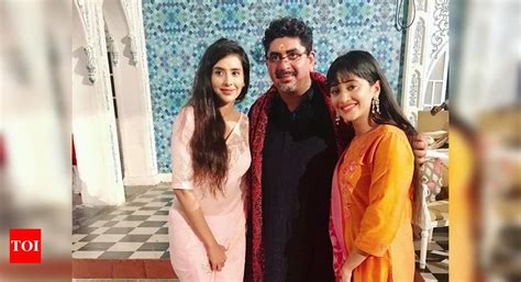 Charu Asopa shares picture with Shivangi Joshi and Rajan Shahi; thank ...