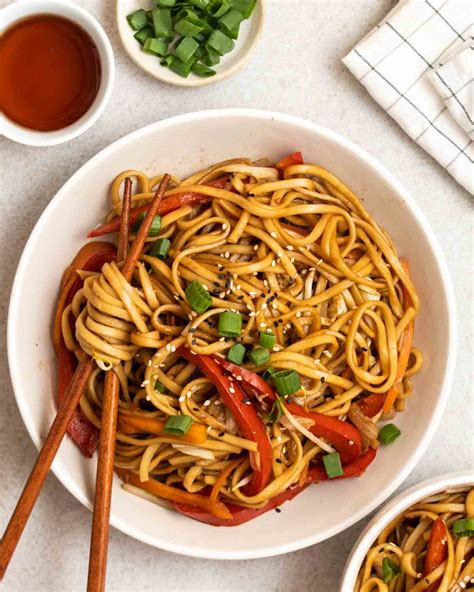 Stir-fry Noodles with Oyster Sauce – My Plantiful Cooking