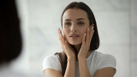 The risks of children using adult beauty products