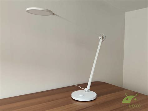 Recensione Xiaomi Mi Table Lamp Pro, lampada da scrivania intelligente