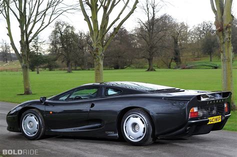 Jaguar XJ220 Wallpapers - Top Free Jaguar XJ220 Backgrounds - WallpaperAccess