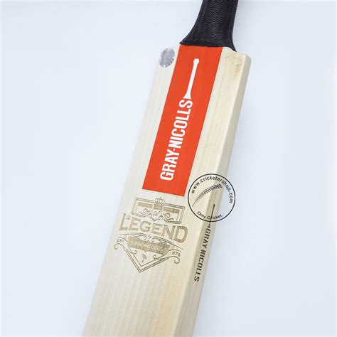 Gray-Nicolls Legend English Willow Cricket Bat Size SH @ Close up View