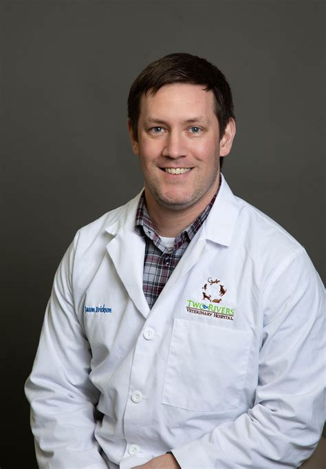 Veterinarians — Two Rivers Veterinary Hospital