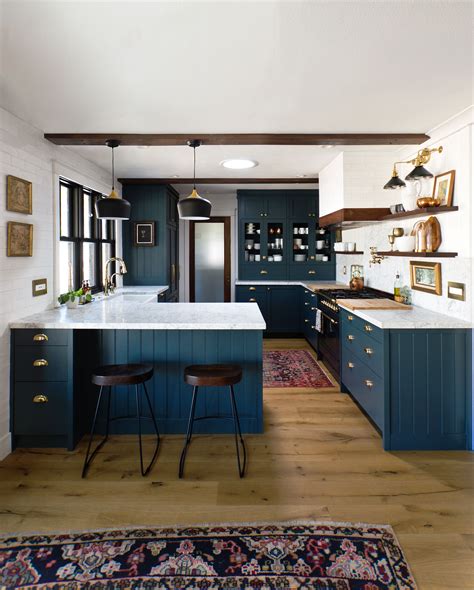 The Pros And Cons Of Navy Kitchen Cabinets - Kitchen Ideas