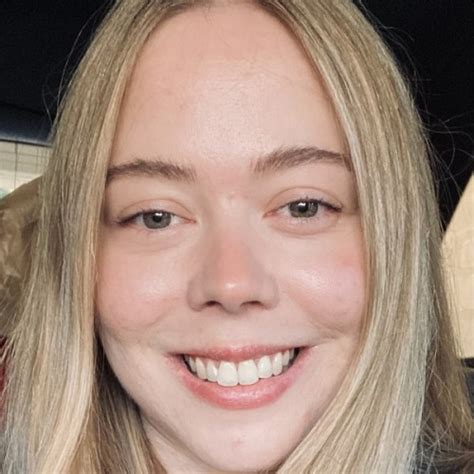 Sophie - Business law teacher - ₹3477/h