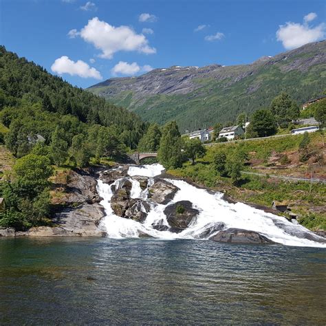 HELLESYLTFOSSEN (2026) All You Need to Know BEFORE You Go (with Photos ...