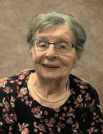 Meredith L. Peterson Obituary (2025) - Marshfield, WI - Rembs Funeral ...