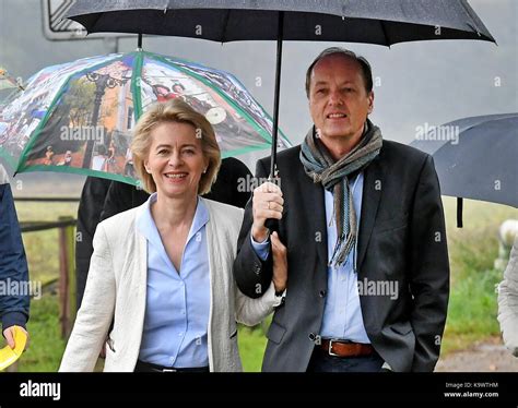 Beinhorn, Deutschland. 24 Sep, 2017. Minister für Verteidigung, Ursula ...
