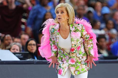 Prominent Women's Basketball Coach Ripped For Her Wild Courtside ...