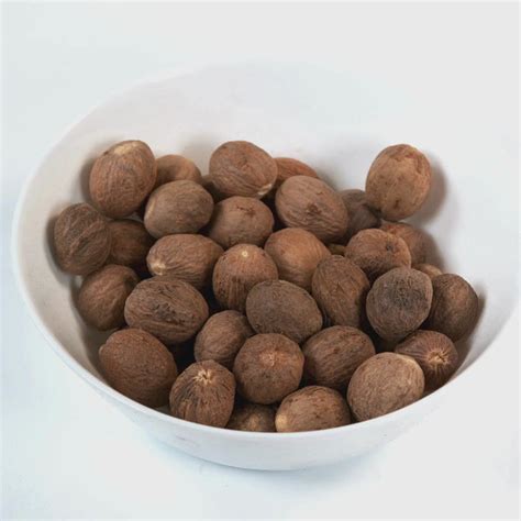 Organic Whole Nutmeg | Jaiphal Whole Nut | Jathikai Whole - Pure Tree ...