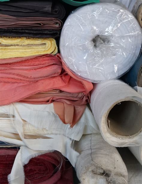 Promoting Local Production 的图像结果