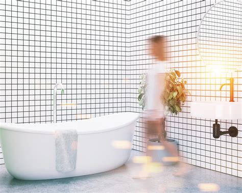 What Color Grout to Use with White Tile?