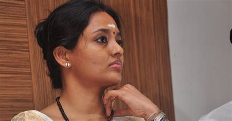 Tamil actress Ranjitha latest new photos stills