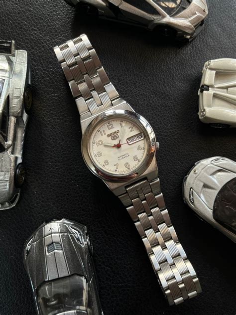 Watchtopia ₹5,100.00 Default Title watchtopia.in Seiko 5 White Field ...