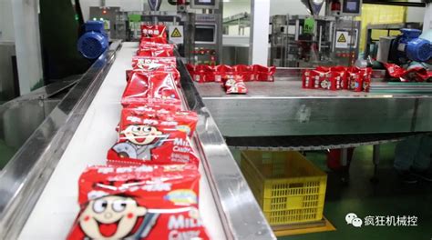 充满童年回忆的国民品牌，揭秘自有工厂的零食智能生产线！__凤凰网