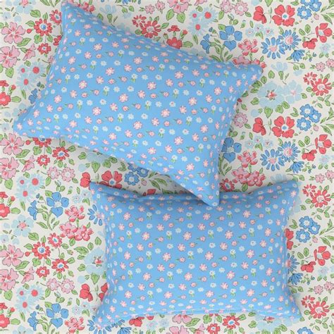 Buy PORTICO Morning Glory Cotton 140TC Floral Printed 3Pcs King Fitted ...