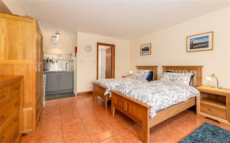 STAY BY THE LAKE WITH DERWENT WATER MARINA (Portinscale) - Lodge ...