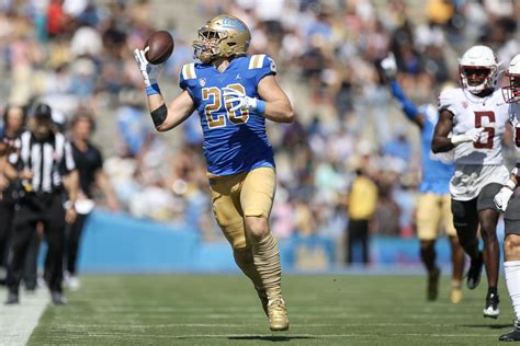 Is Carsen Ryan to Utah an imminent move as UCLA TE gets mired in ...