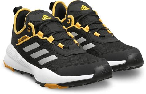 ADIDAS QuestIt Low Hiking & Trekking Shoes For Men - Buy ADIDAS QuestIt ...