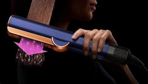 Difference Between Dyson Airstrait i.d.™ and Dyson Airwrap™ | Dyson India