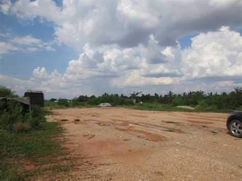 Commercial Land 的图像结果