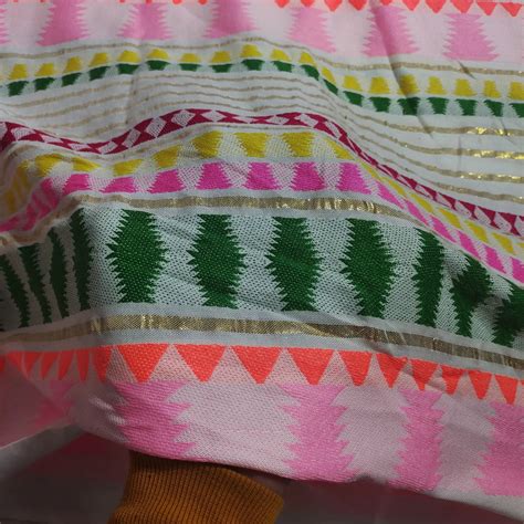 Yarn Dyed Pattern YD085 - Fabric Hugs