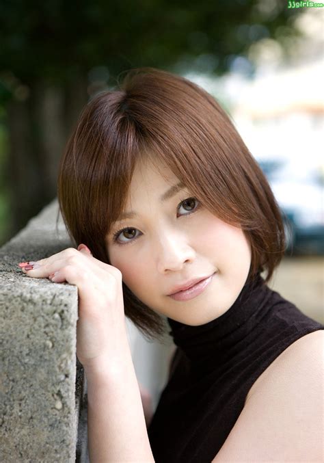 Okuda Saki ／ 奥田咲 Beautiful Asian Women, Non Blondes, Okuda, Asian ...