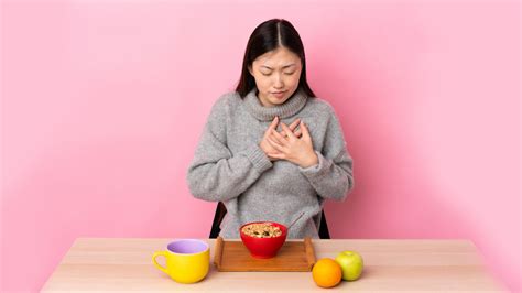 Ayurvedic Remedies to Cure Burning Sensation in Chest During Meals in ...