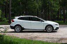 volvo v40 cross country leasing volvo v40 cross country specs photos 2016 2017 2018 volvo v40 cross country leasing volvo v40 cross country specs photos 2016 2017 2018