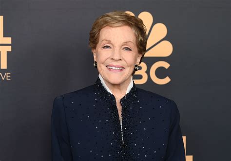 Julie Andrews at 90 - a supercalifragilisticexpialidocious star ...