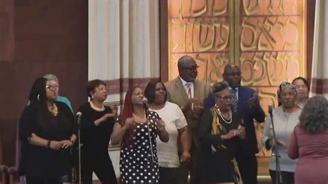 Oakland's FAME church holds service at synagogue after fire | KTVU FOX 2