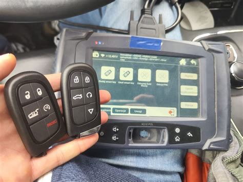 05 Durango Key FOB Program 的图像结果