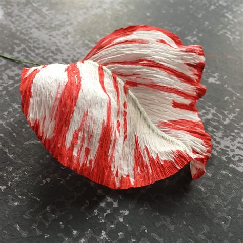 How to make a crepe paper semper augustus tulip – Artofit