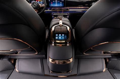 Floating Roof TV for Mercedes V‑Class and Vito