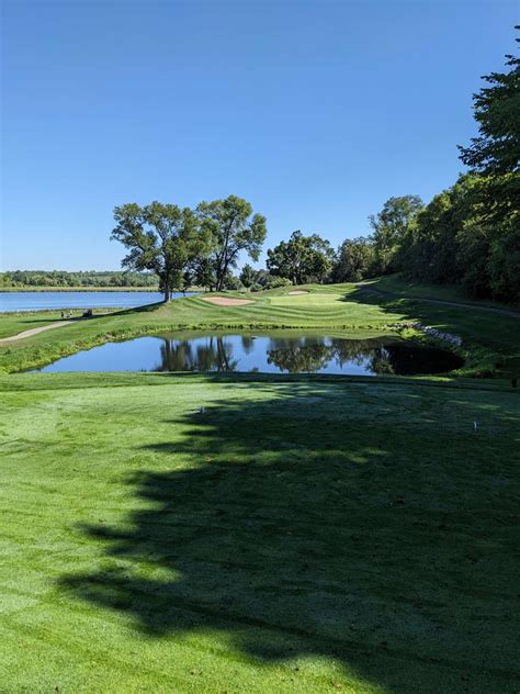 Hole #7 at Baker National Golf Course, Medina MN : r/golf
