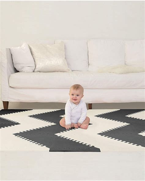 Skip Hop Playspot Geo Playmat Black/Cream