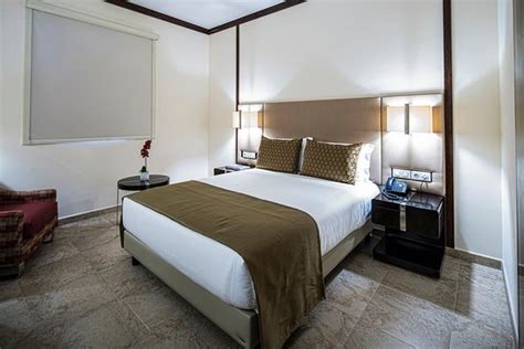 IU HOTEL LUANDA VIANA - Hotel Reviews & Photos - Tripadvisor