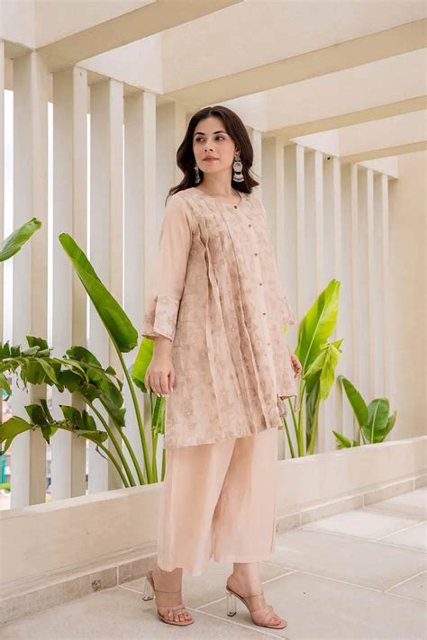 Online Shopping for Co-ords, A-Line Dresses, Jumpsuits & more – Custard